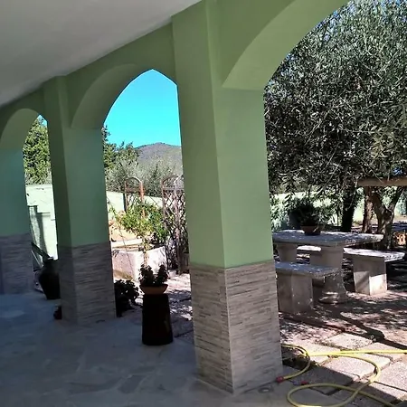 Bed & Breakfast Elfo Degli Ulivi 4*