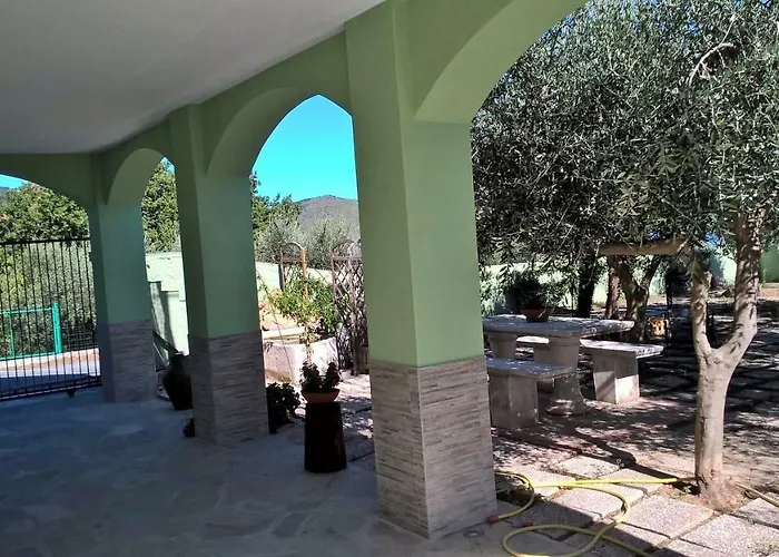 Bed and breakfast Elfo Degli Ulivi 4*